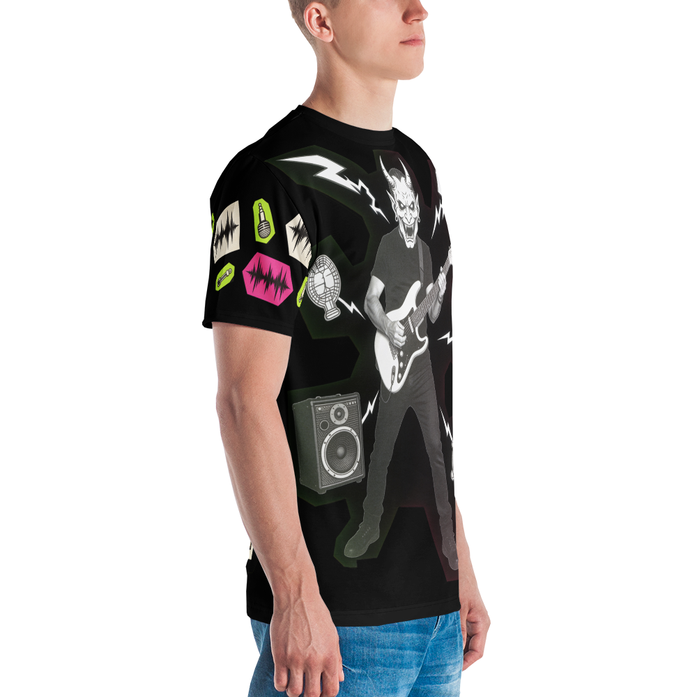 Feedback Familiar — Men's Crew Neck T-Shirt — detail